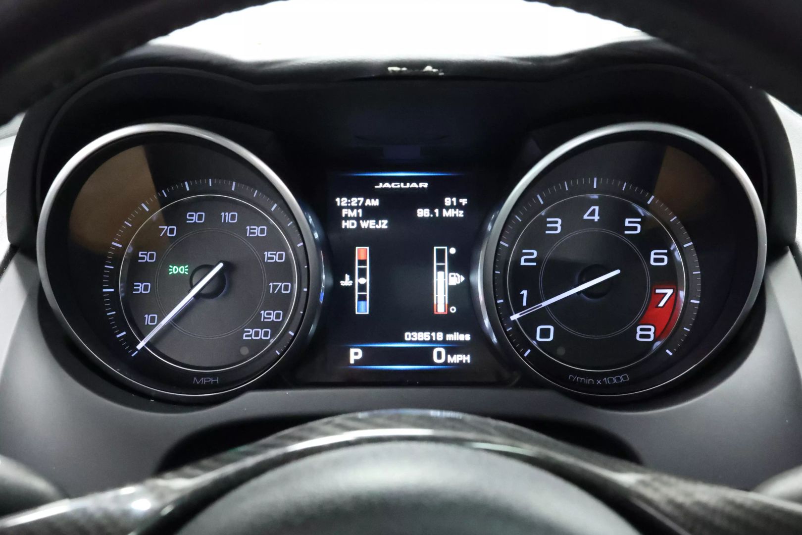 2015 Jaguar F-type - Image 25