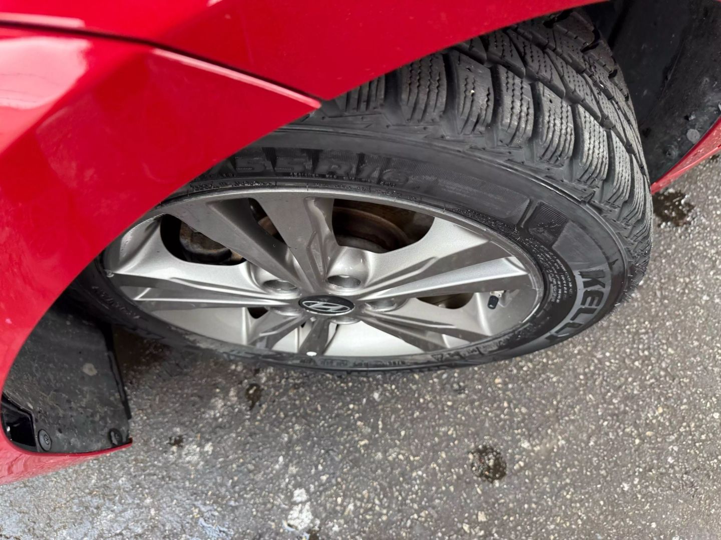 2018 Hyundai Elantra - Image 36