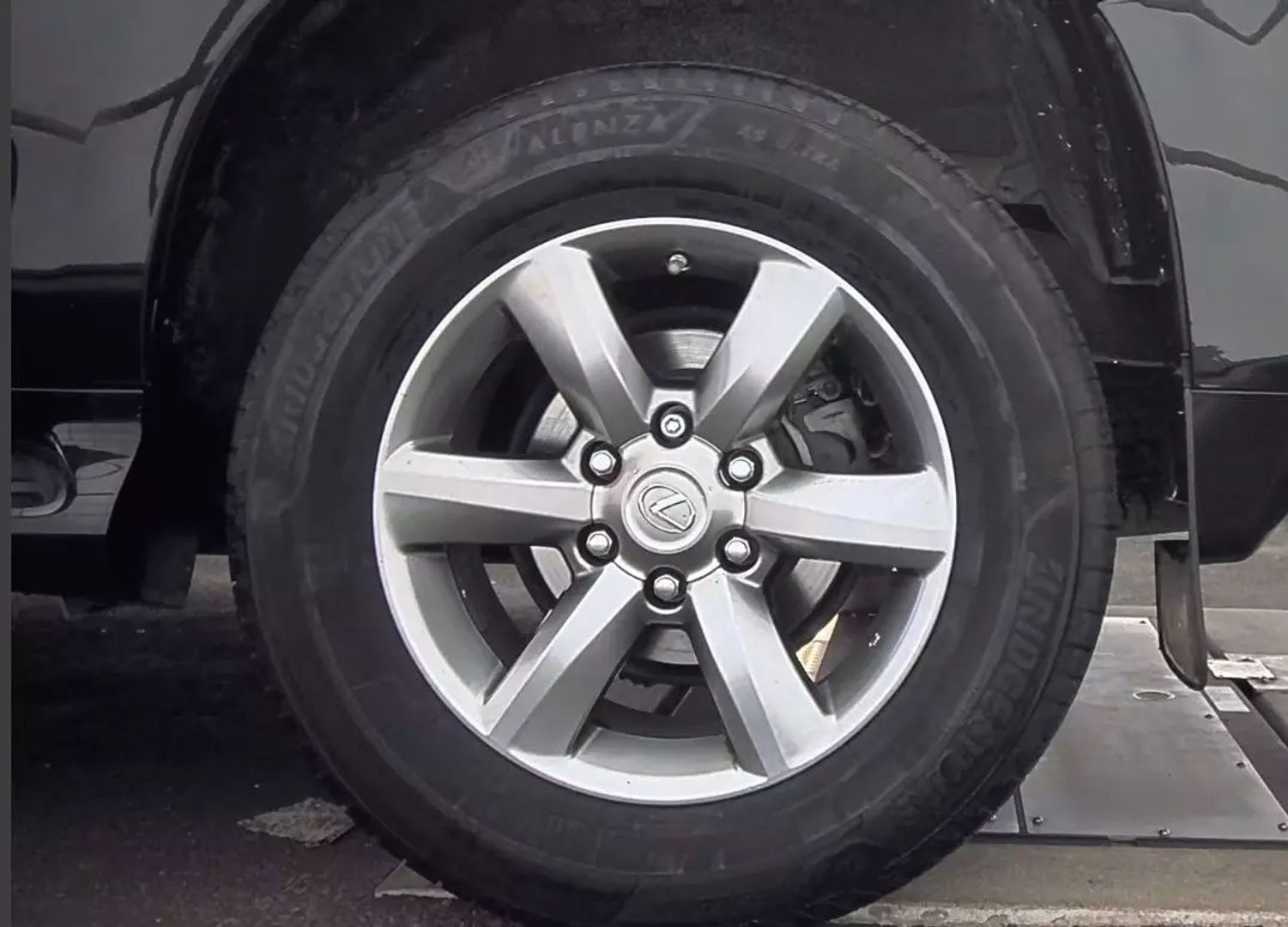 2012 Lexus Gx - Image 9