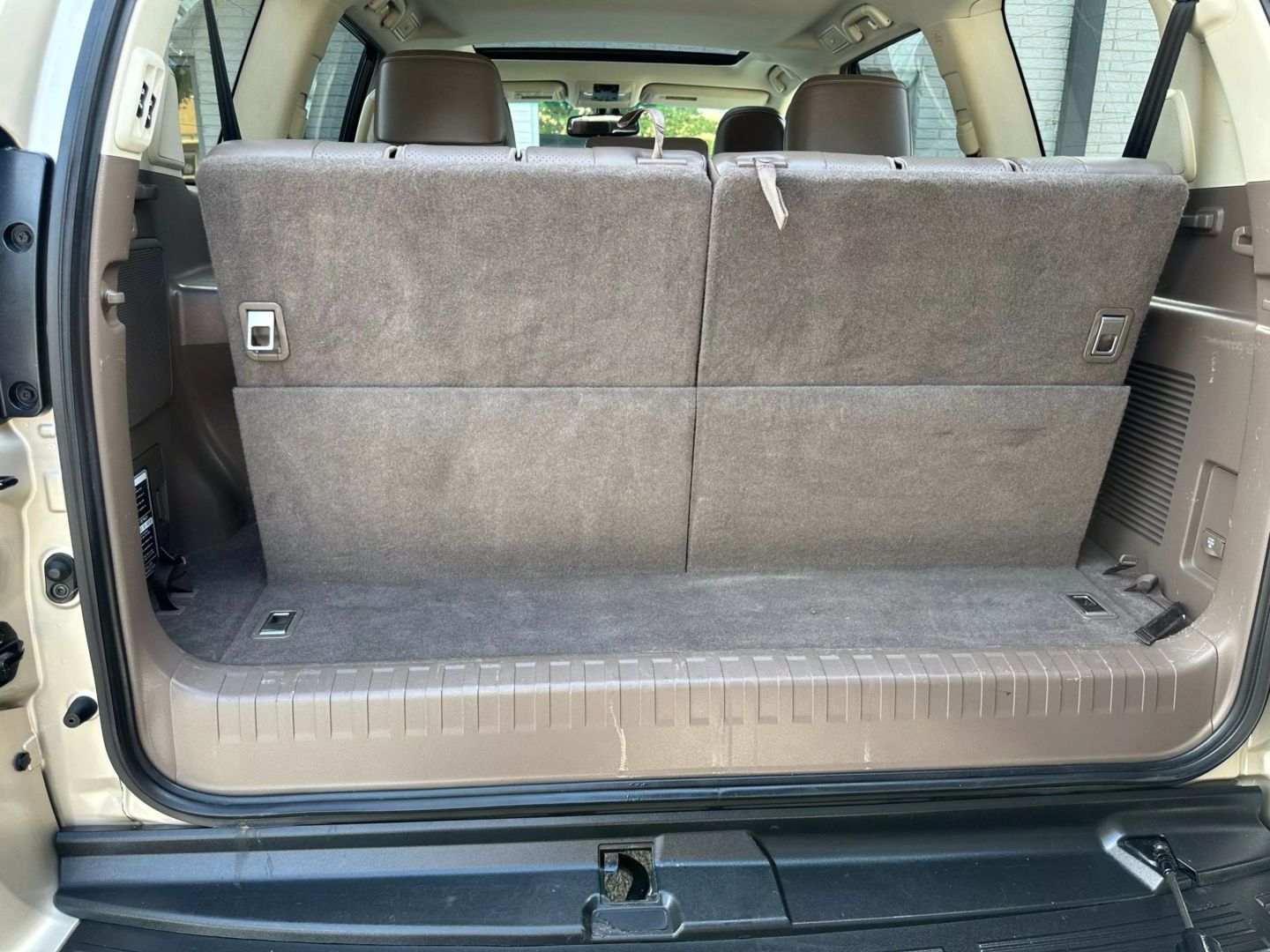 2012 Lexus Gx - Image 30