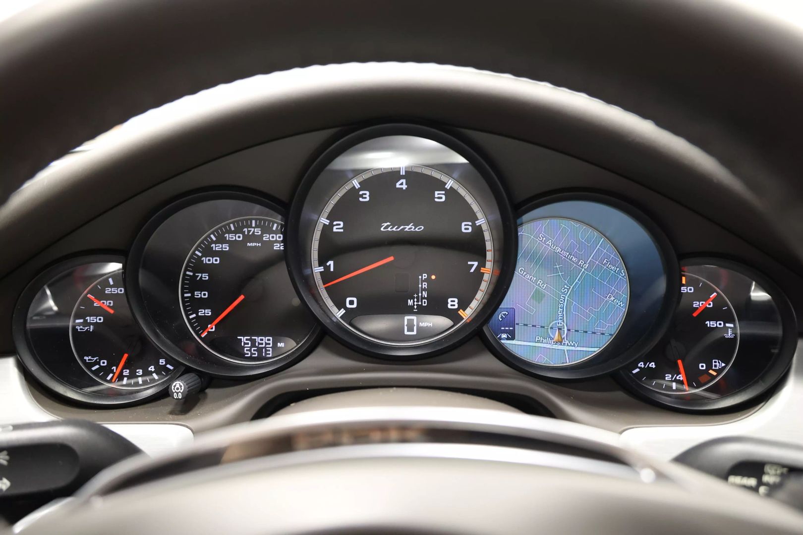 2014 Porsche Panamera - Image 31