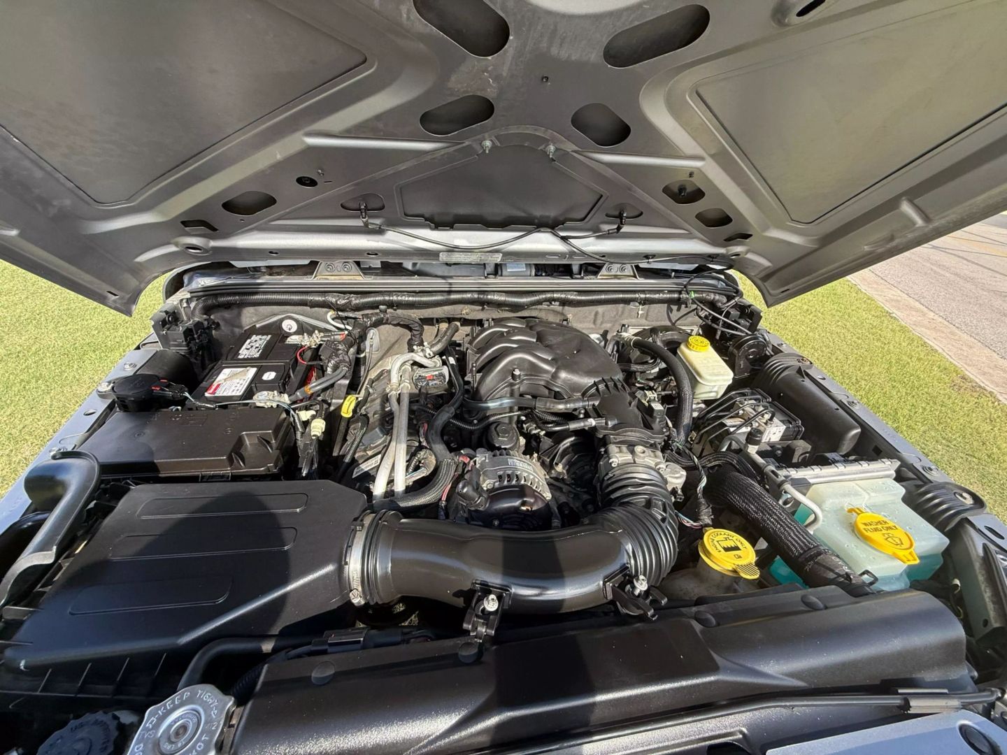 2013 Jeep Wrangler - Image 19
