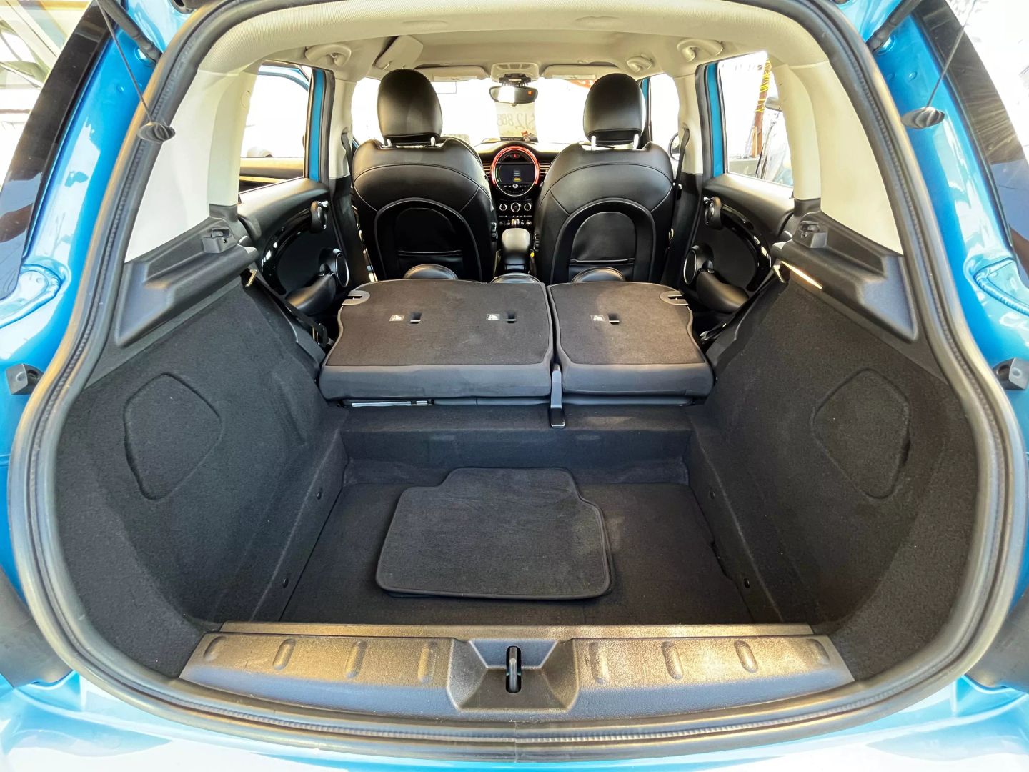 2015 Mini Hardtop 4 Door  Vin: Wmwxu3c5xf2b61951 Stock Id: B61951 - Image 25