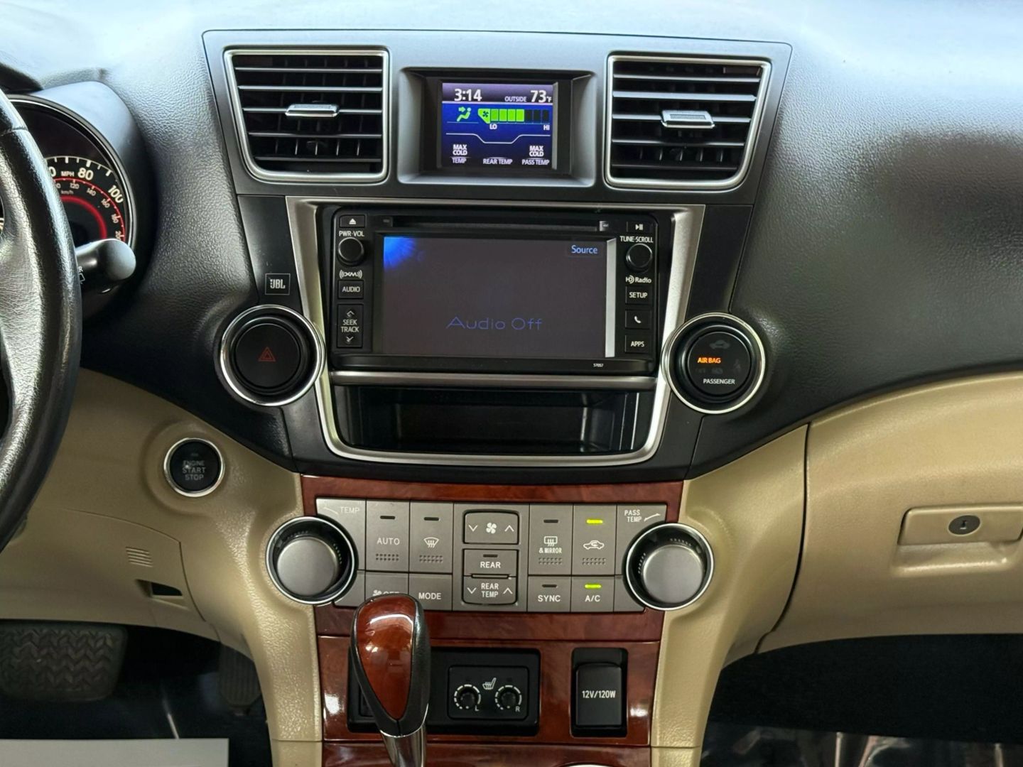 2013 Toyota Highlander - Image 27