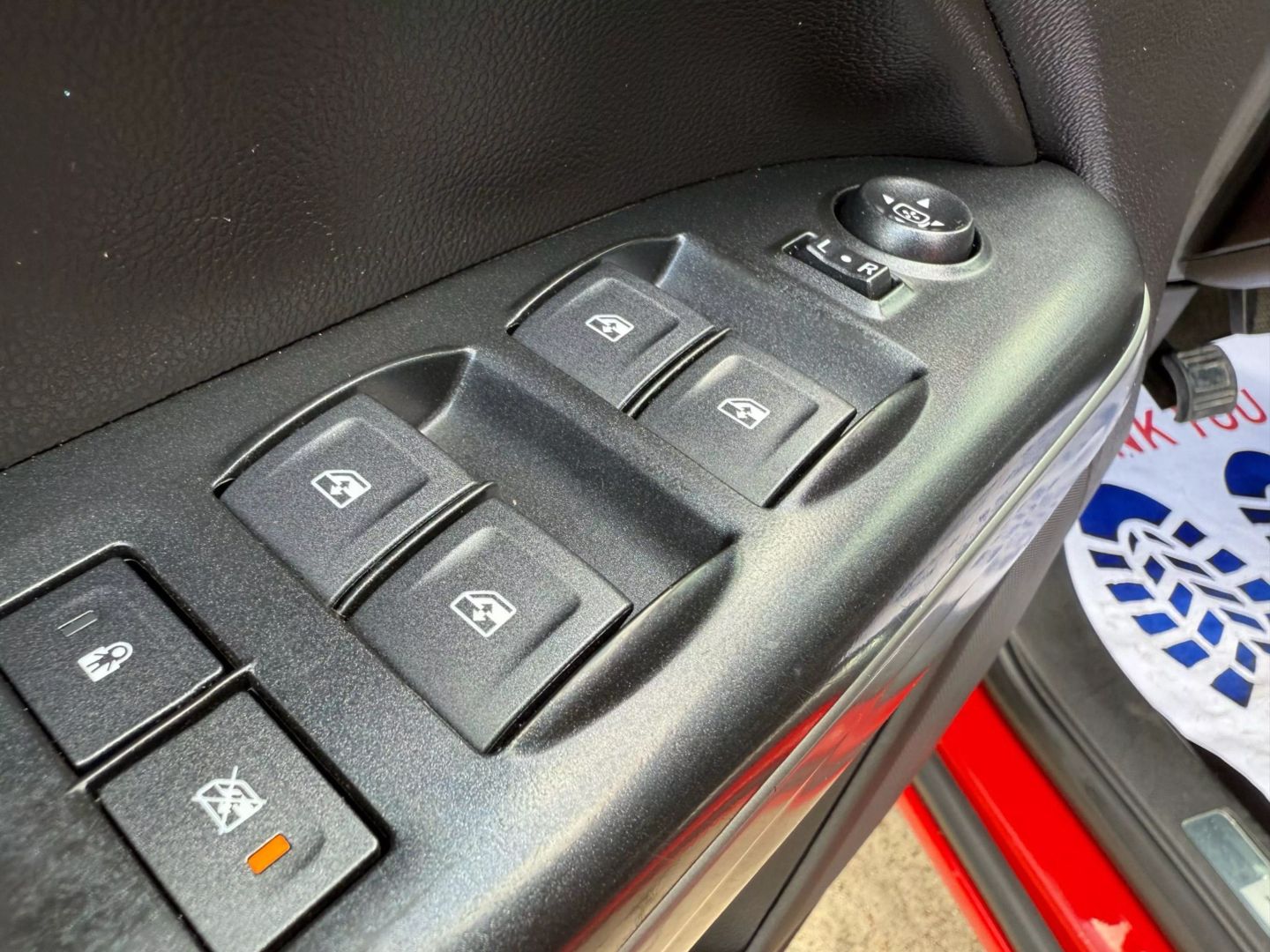 2018 Chevrolet Colorado Crew Cab - Image 12