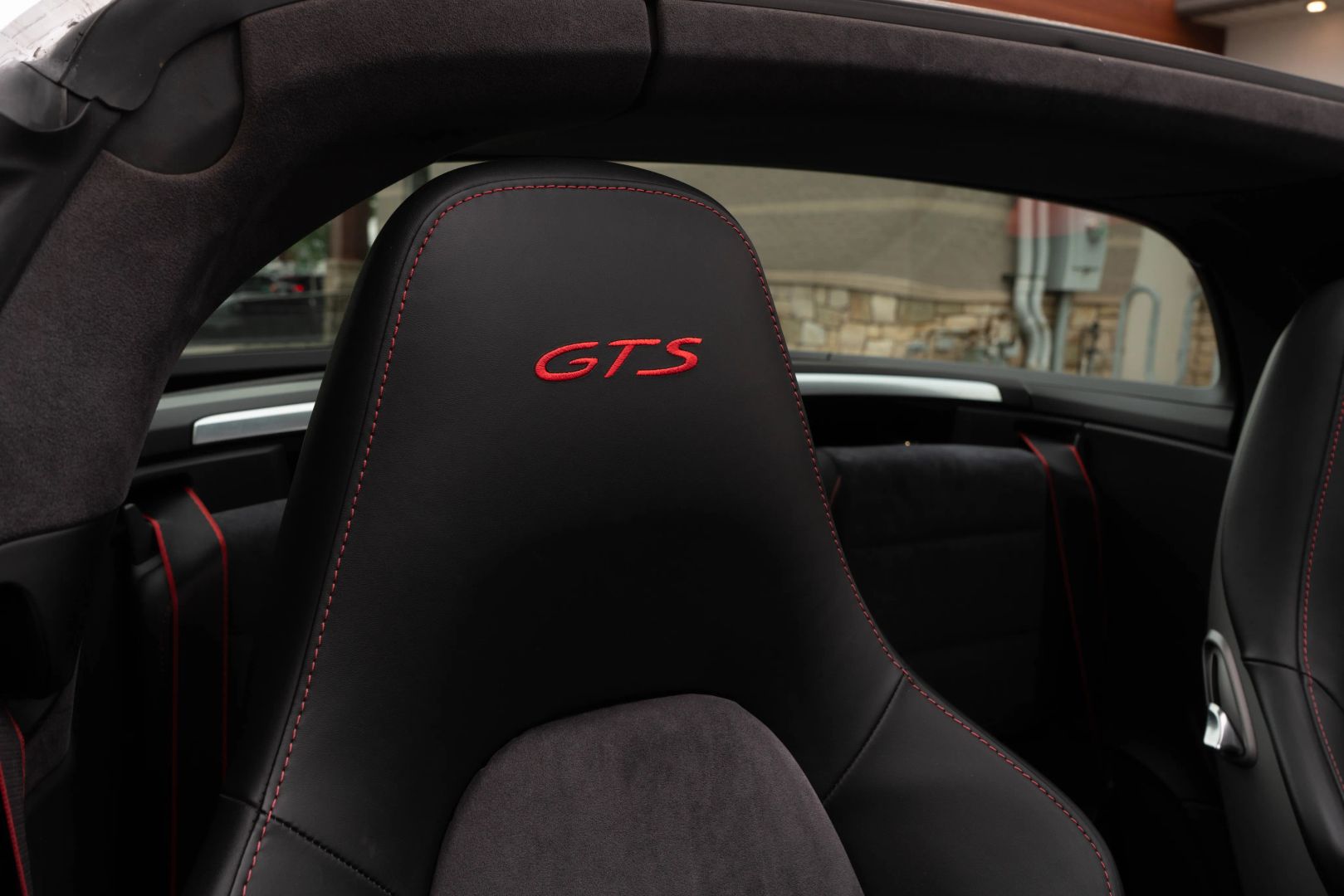 2016 Porsche 911 - Image 62