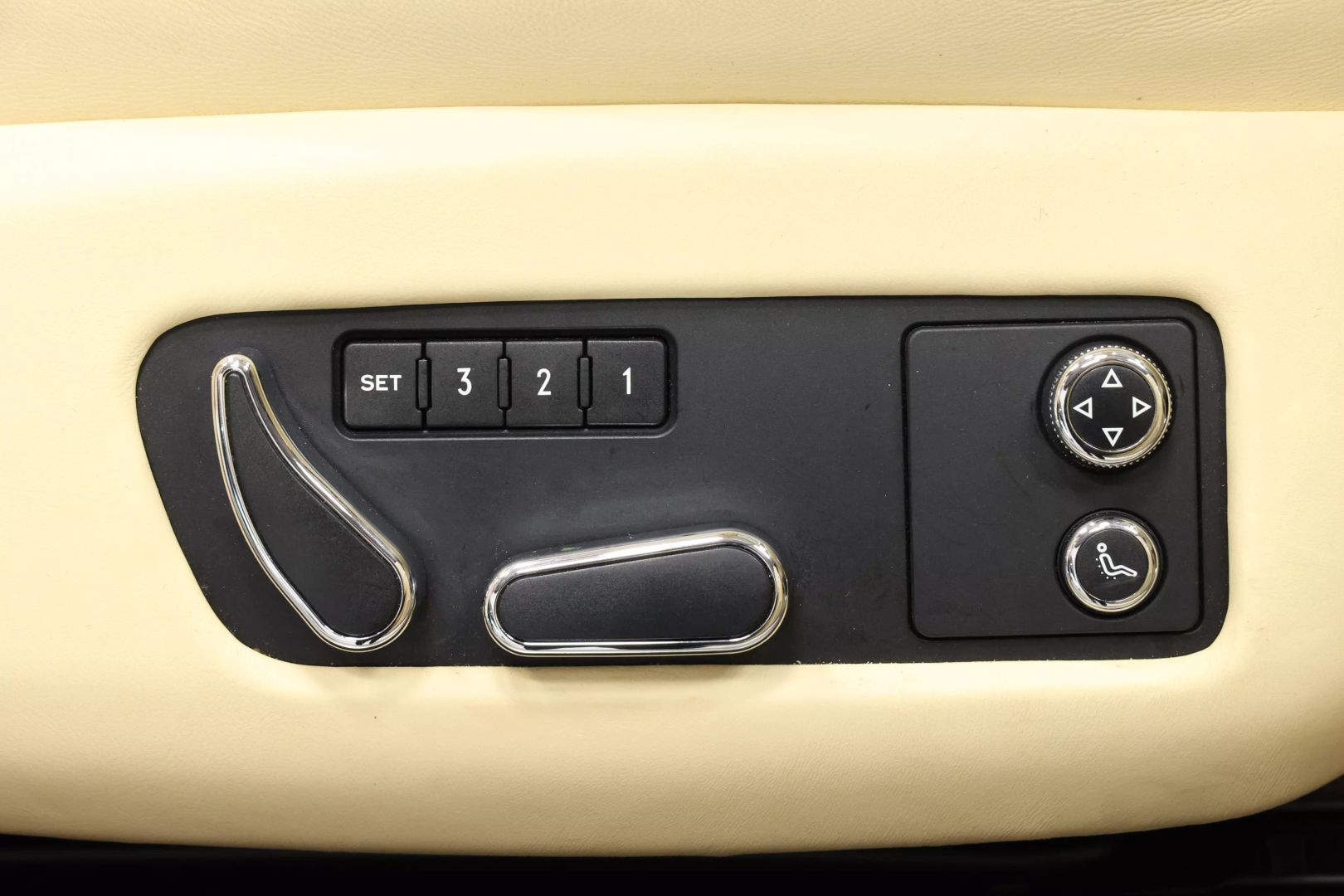 2016 Bentley Continental - Image 78
