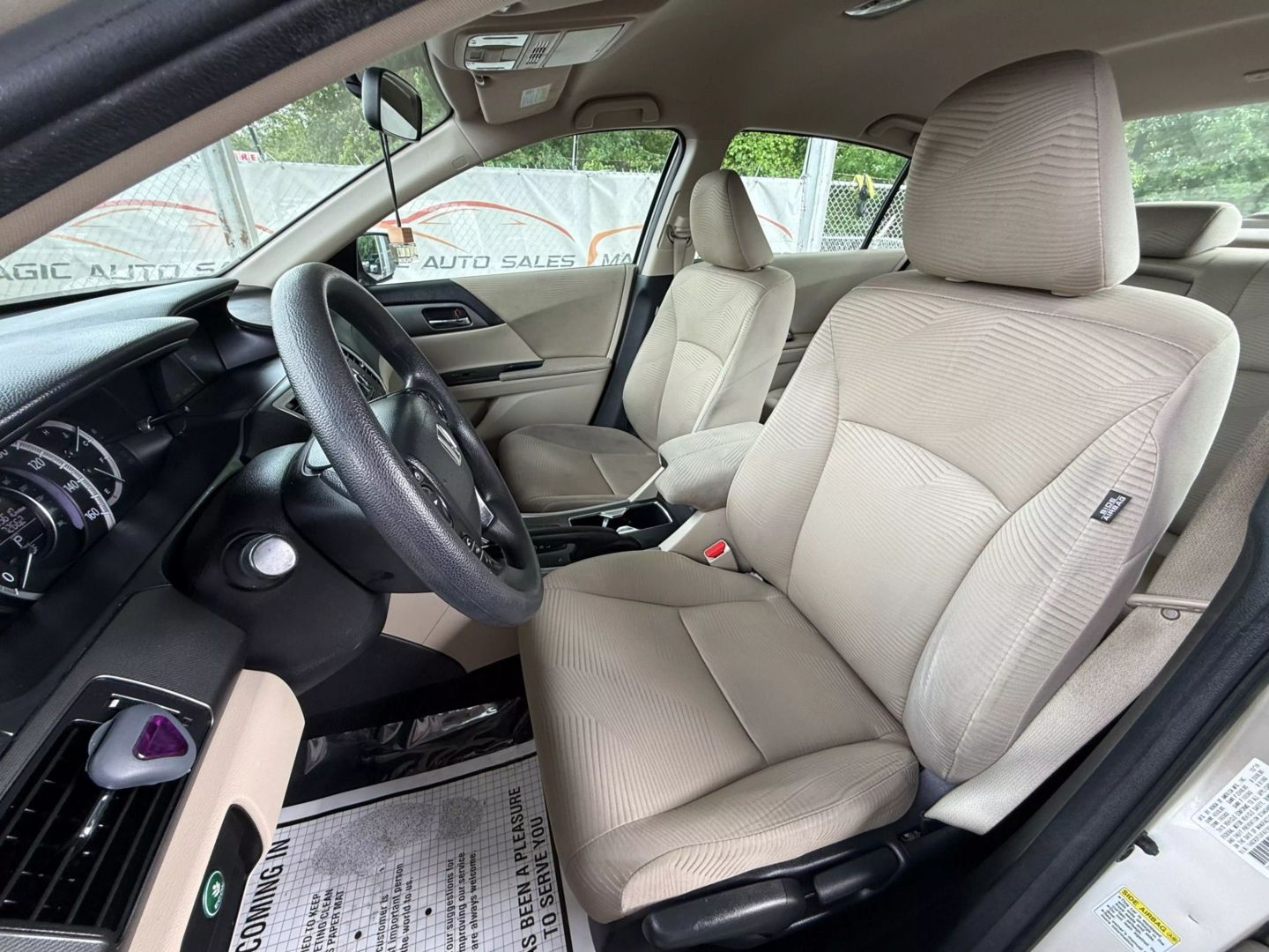 2015 Honda Accord - Image 16