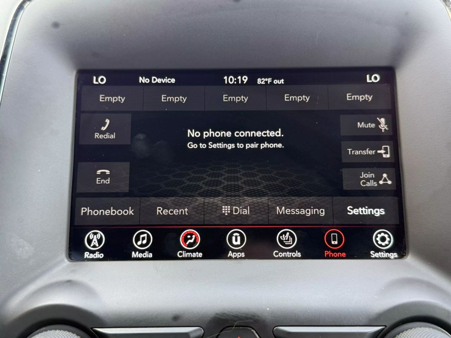 2018 Dodge Durango - Image 43