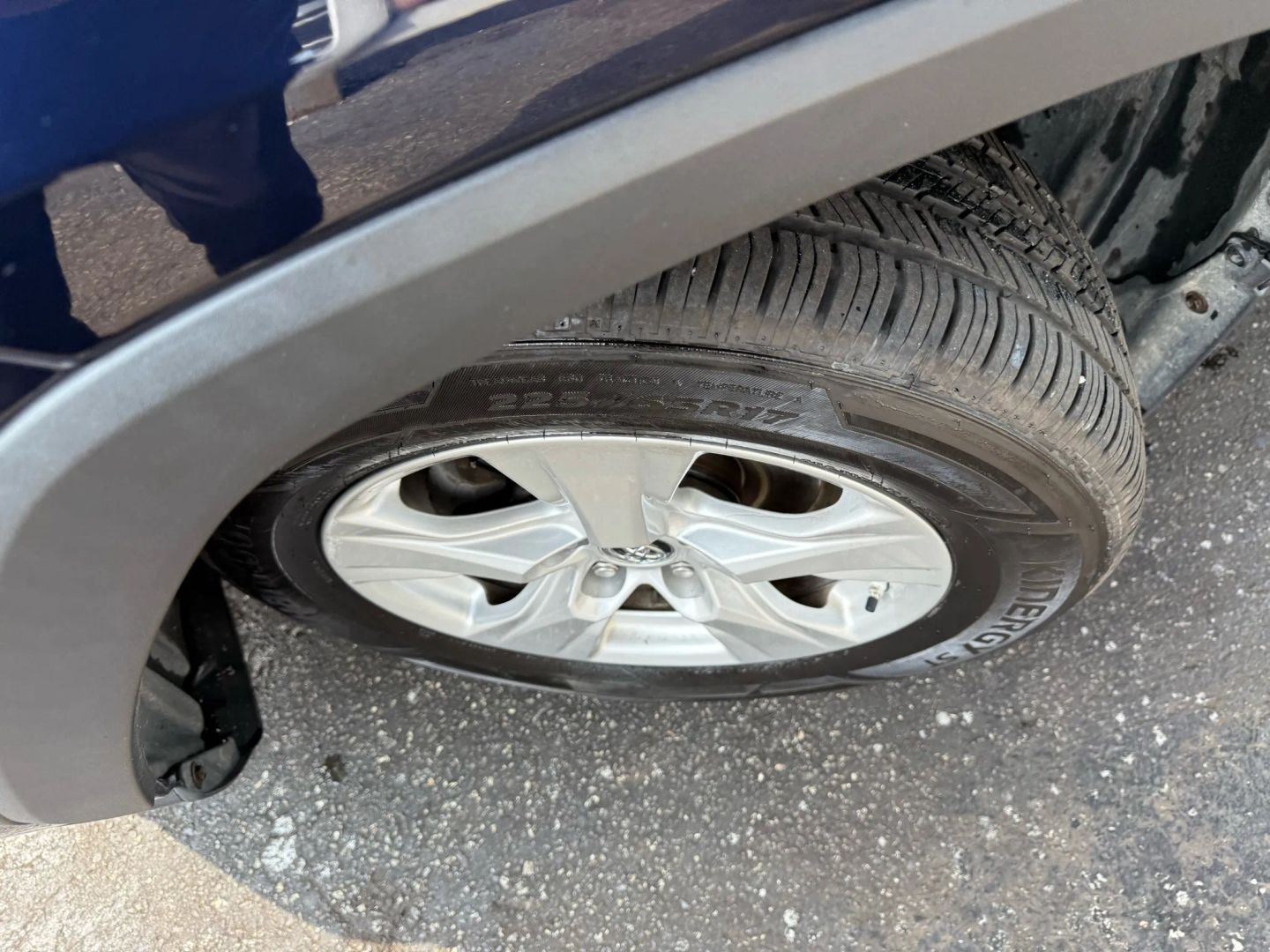 2019 Toyota Rav4 - Image 42