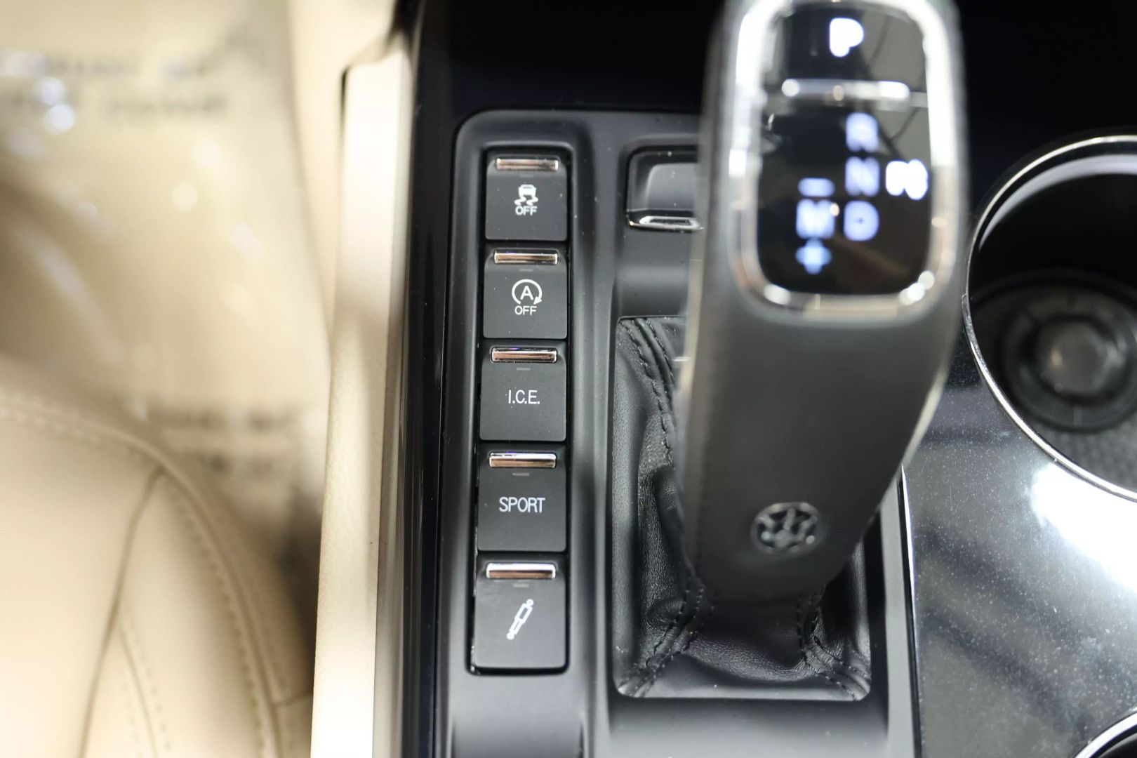 2021 Maserati Quattroporte - Image 41