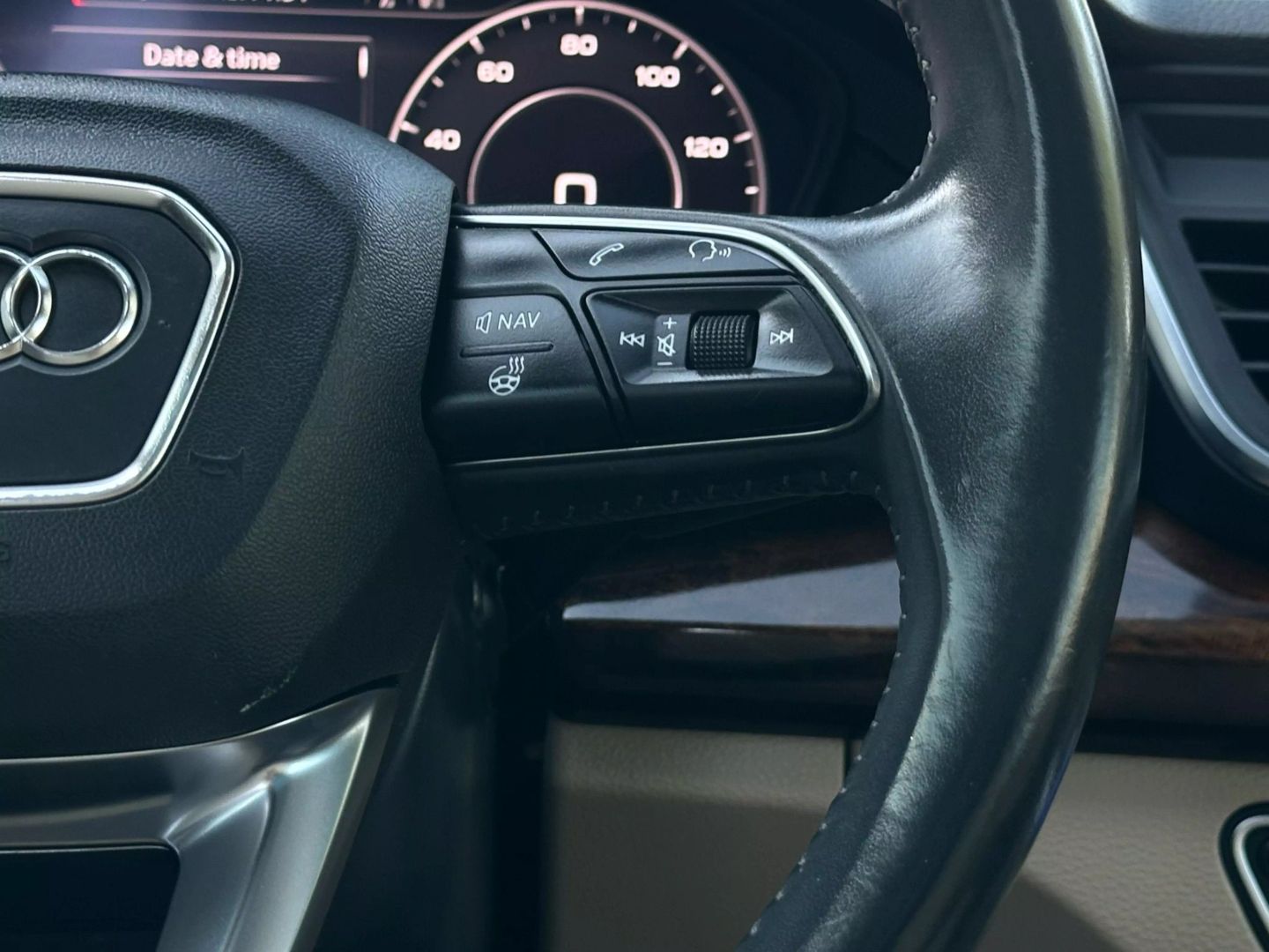 2018 Audi Q5 - Image 32