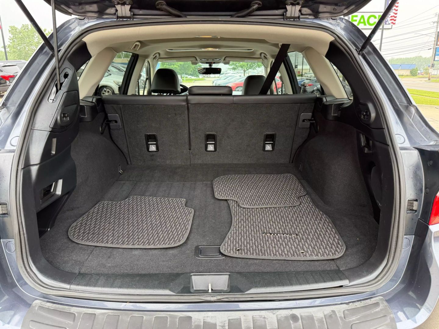 2017 Subaru Outback - Image 13