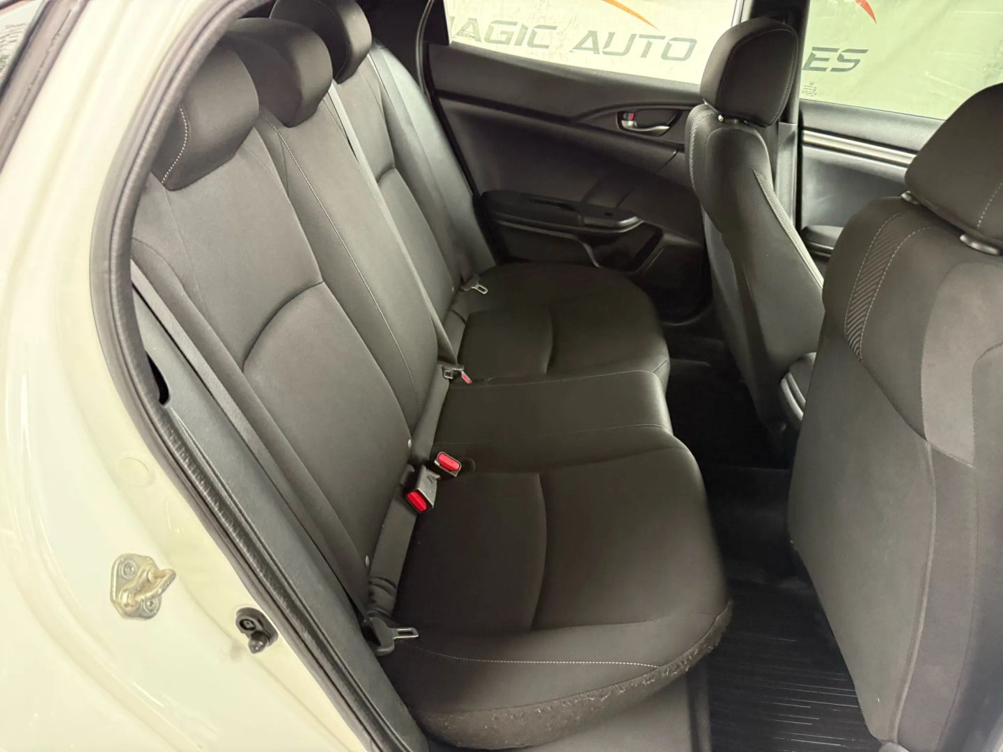 2018 Honda Civic - Image 22