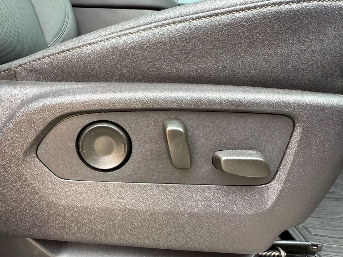 2024 Gmc Sierra 1500 Crew Cab - Image 23