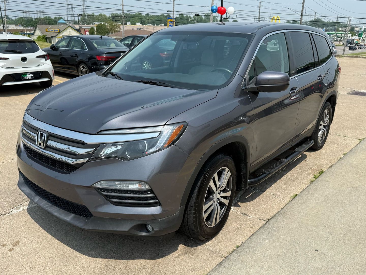 2017 Honda Pilot - Image 5