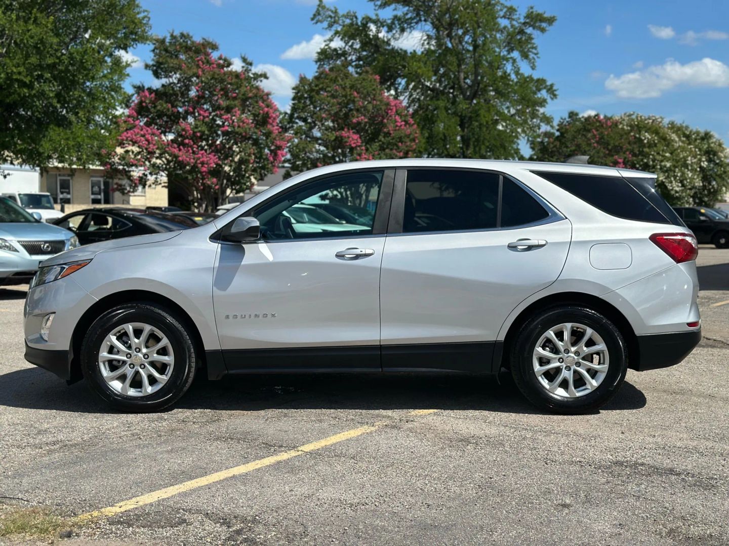 2021 Chevrolet Equinox - Image 3