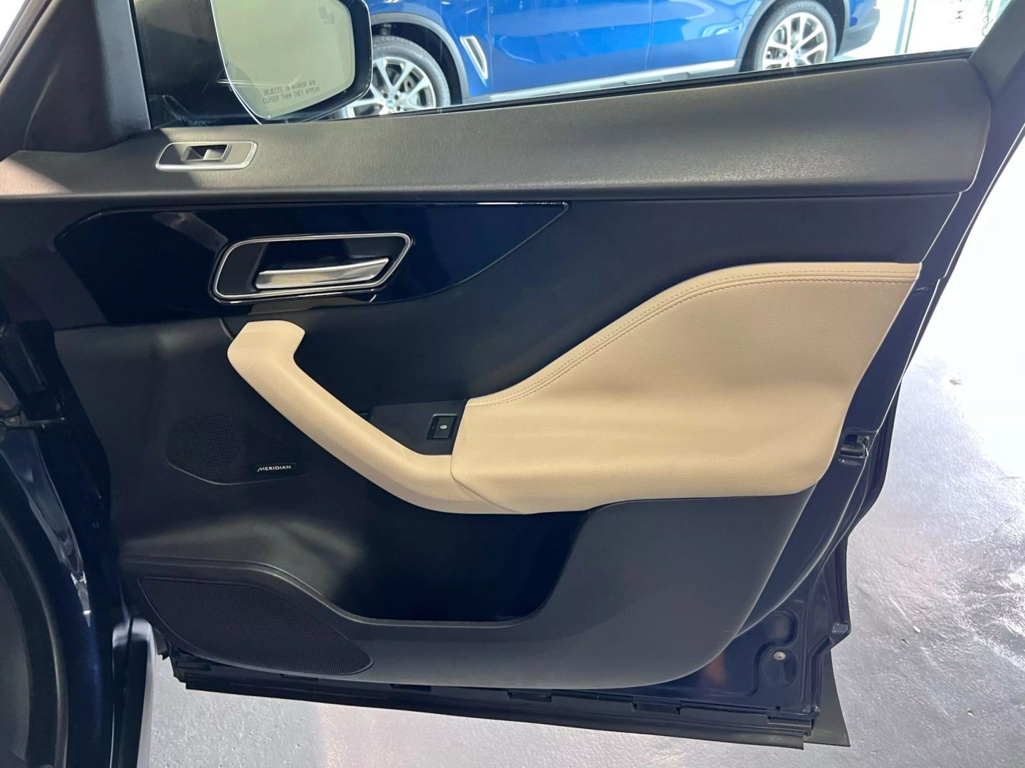 2018 Jaguar F-pace 25t Premium Sport Utility 4d - Image 21