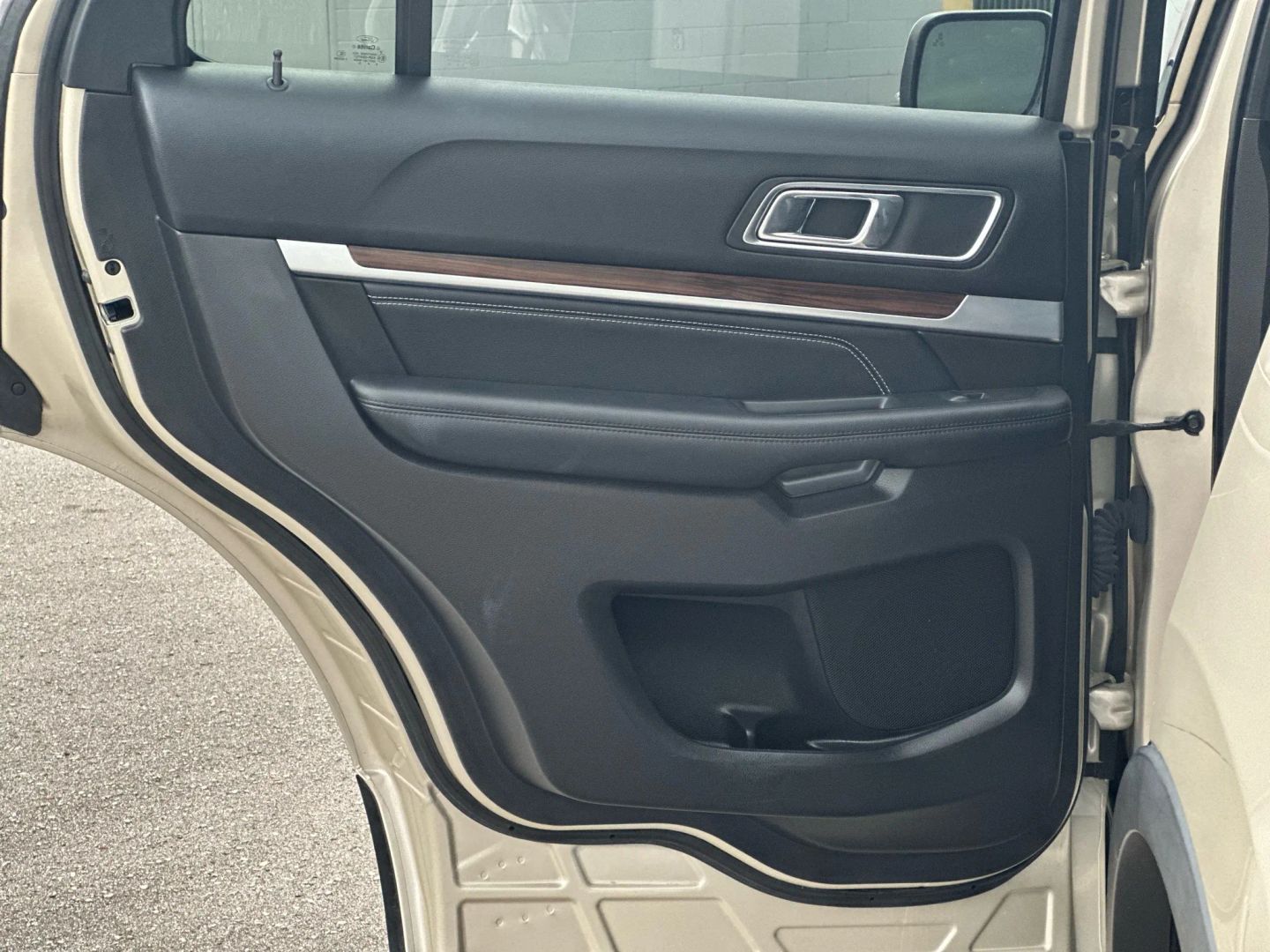 2017 FORD EXPLORER SUV 4-CYL, ECOBOOST, 2.3T LIMITED SPORT UTILITY 4D