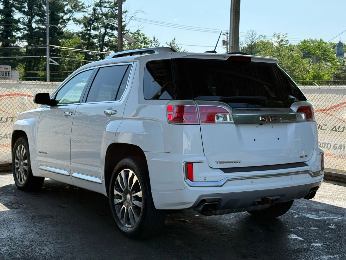 2017 Gmc Terrain - Image 9