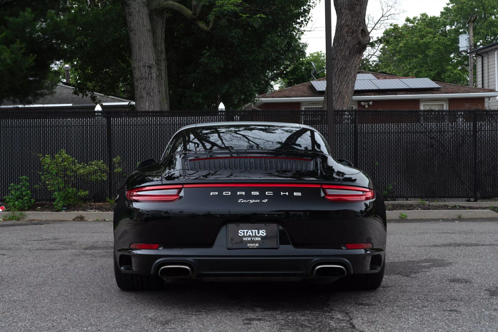 2018 Porsche 911 - Image 25