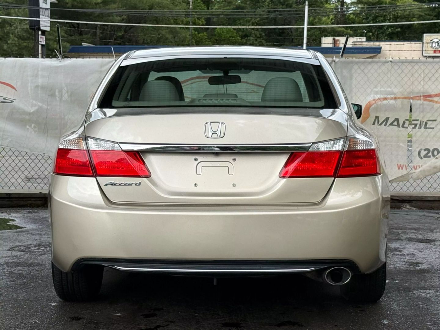 2015 Honda Accord - Image 10