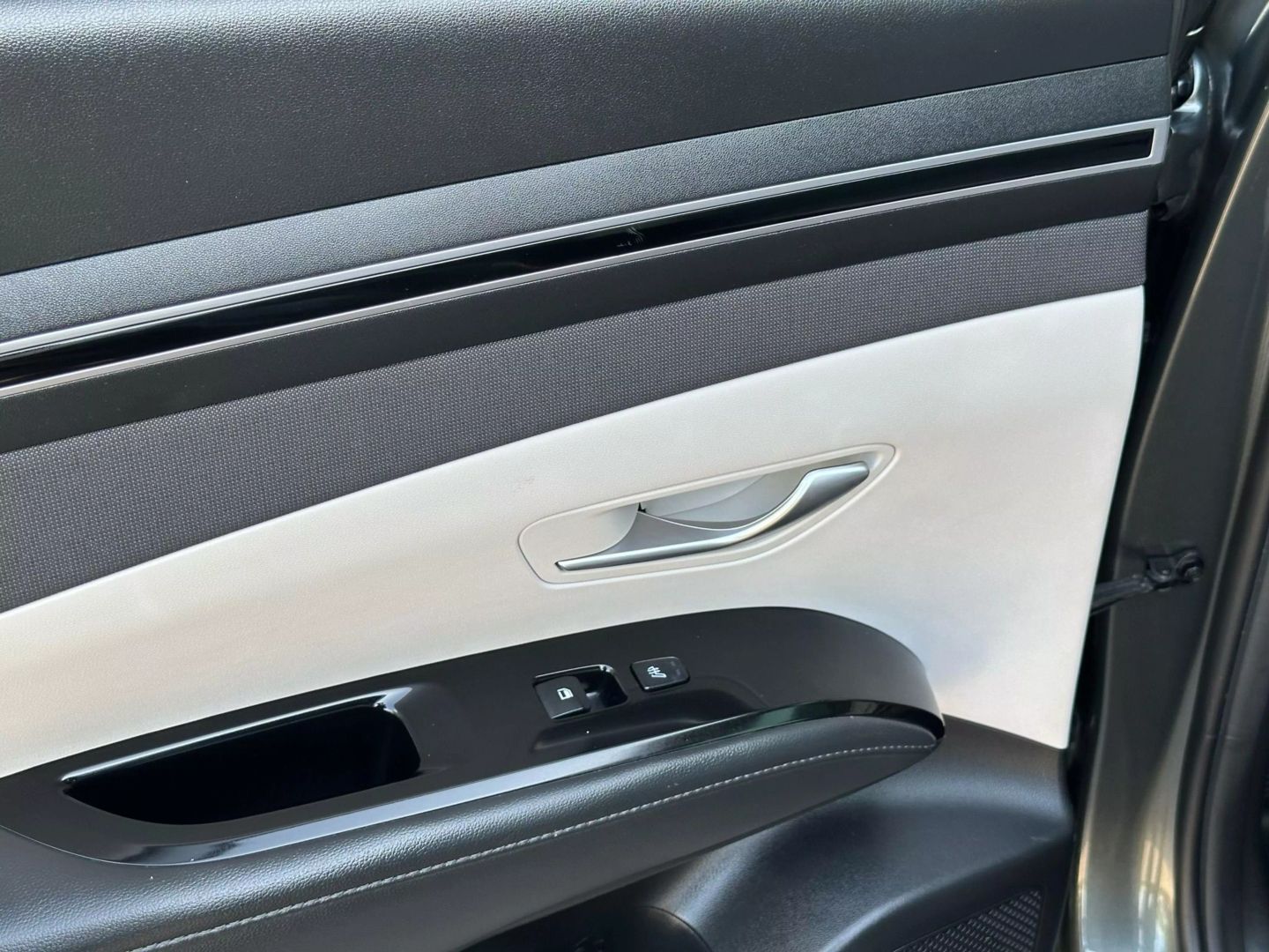 2023 Hyundai Tucson - Image 16