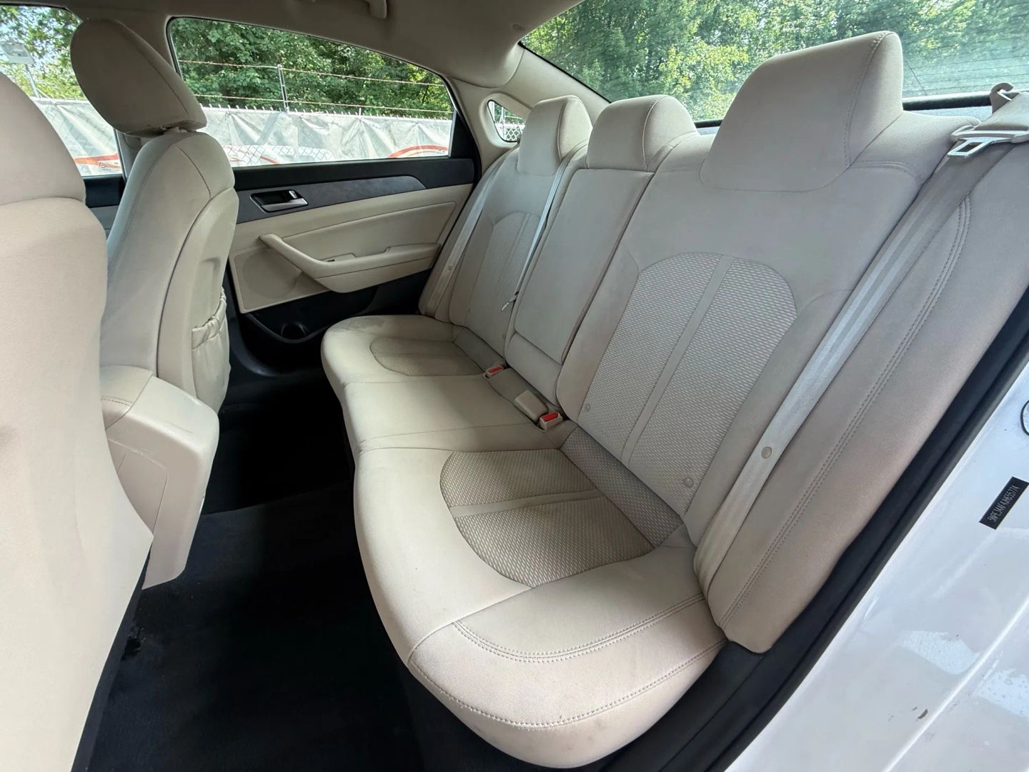 2018 Hyundai Sonata - Image 19