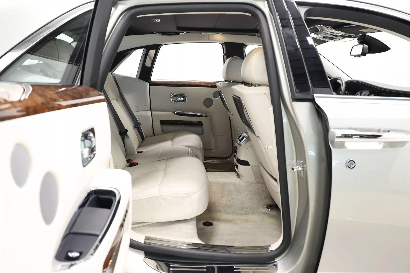 2012 Rolls-royce Ghost - Image 77