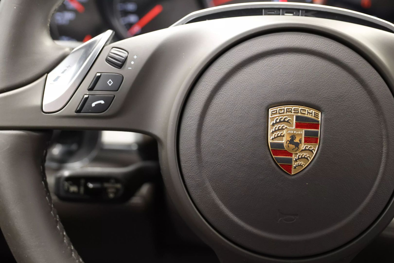 2014 Porsche Panamera - Image 23