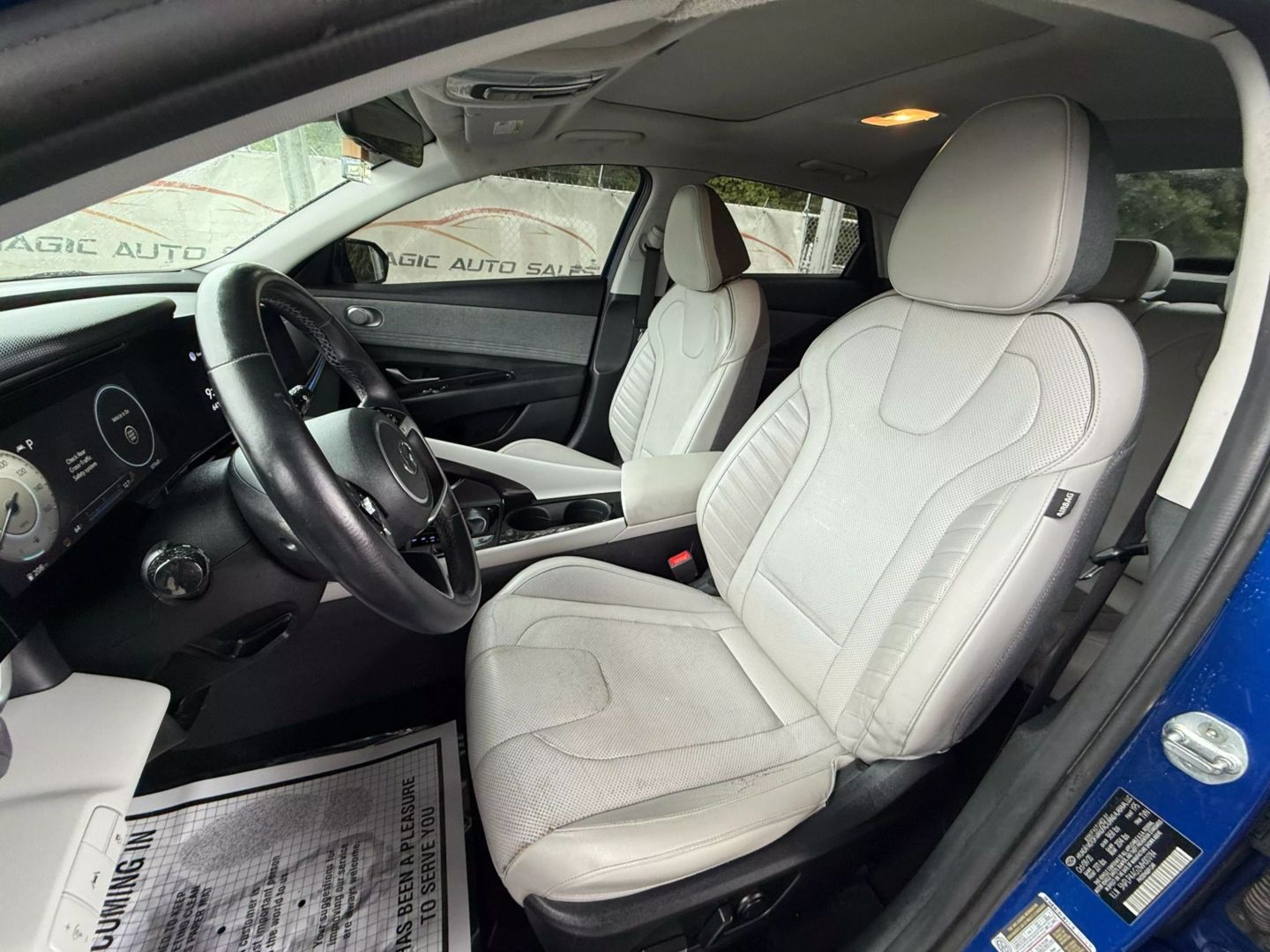 2021 Hyundai Elantra - Image 16