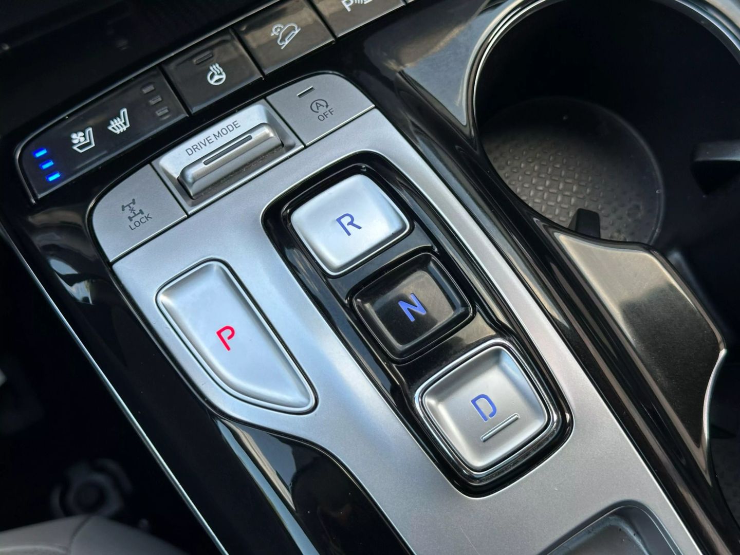 2023 Hyundai Tucson - Image 40