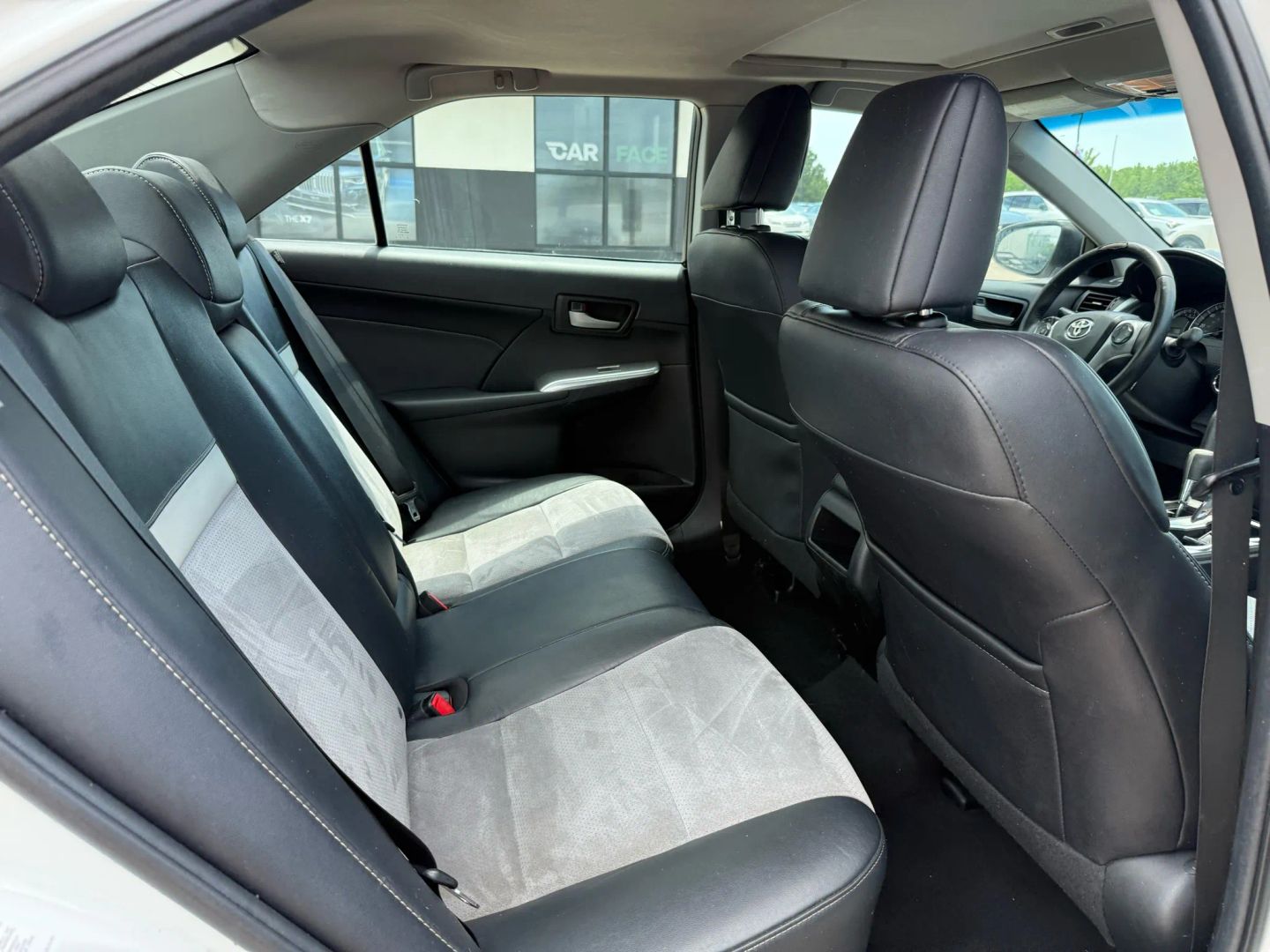2013 Toyota Camry - Image 23