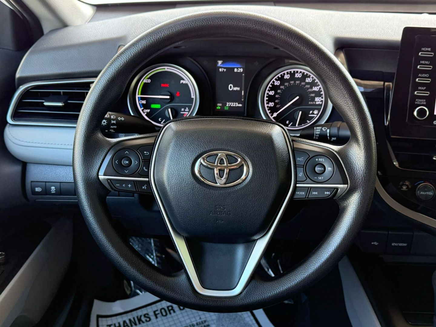 2022 Toyota Camry Hybrid - Image 32
