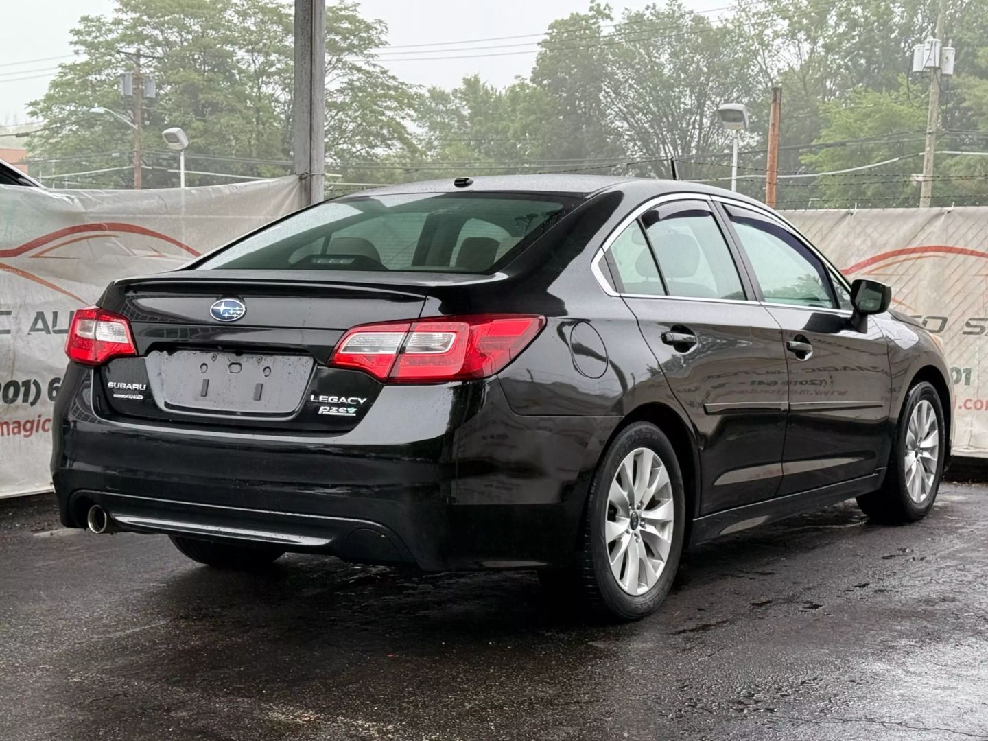 2015 Subaru Legacy - Image 11