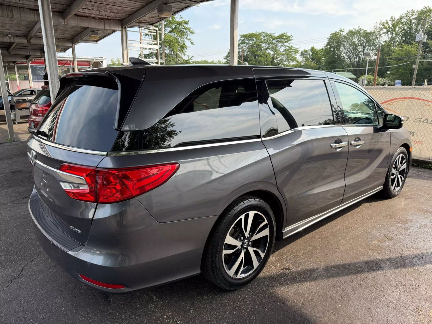 2018 Honda Odyssey - Image 12