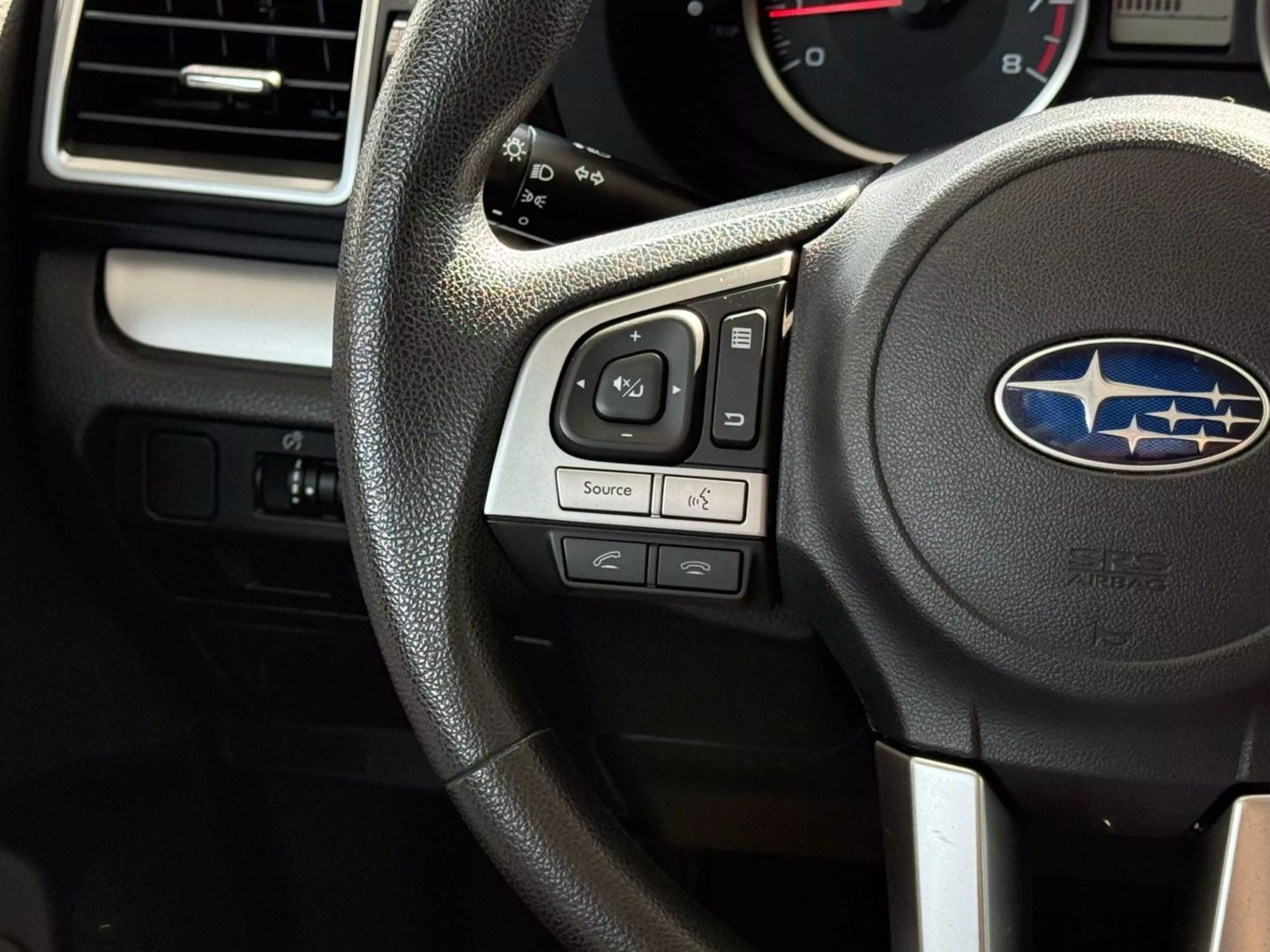 2017 Subaru Forester - Image 34