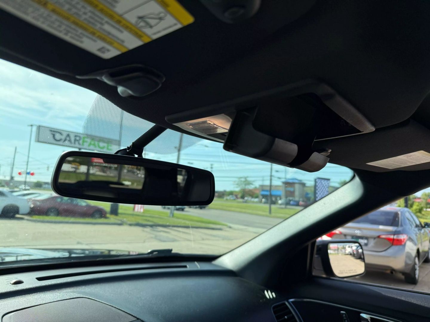 2019 Ford Explorer - Image 52