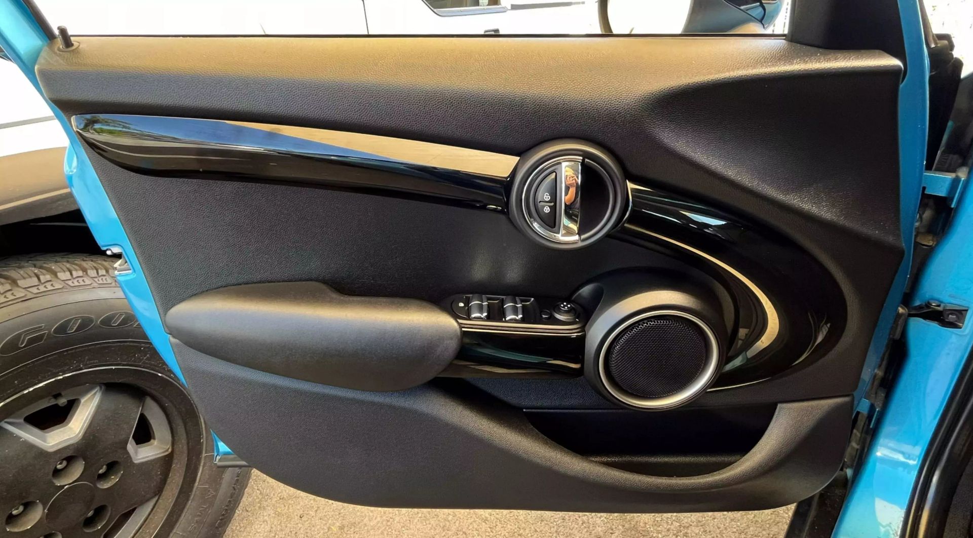 2015 Mini Hardtop 4 Door  Vin: Wmwxu3c5xf2b61951 Stock Id: B61951 - Image 9