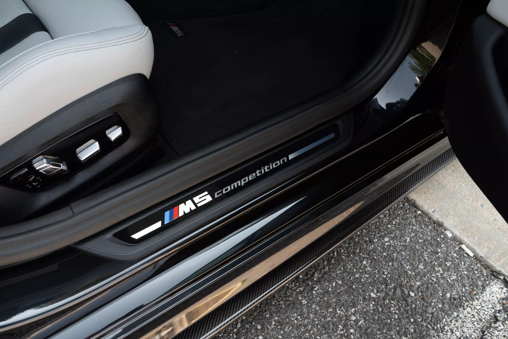 2022 Bmw M5 - Image 57