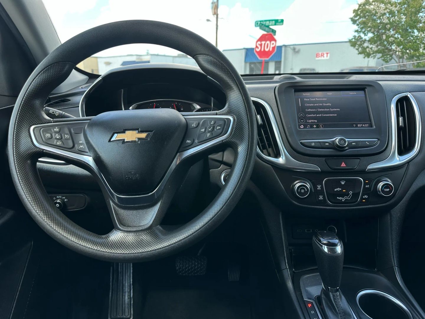 2021 Chevrolet Equinox - Image 25
