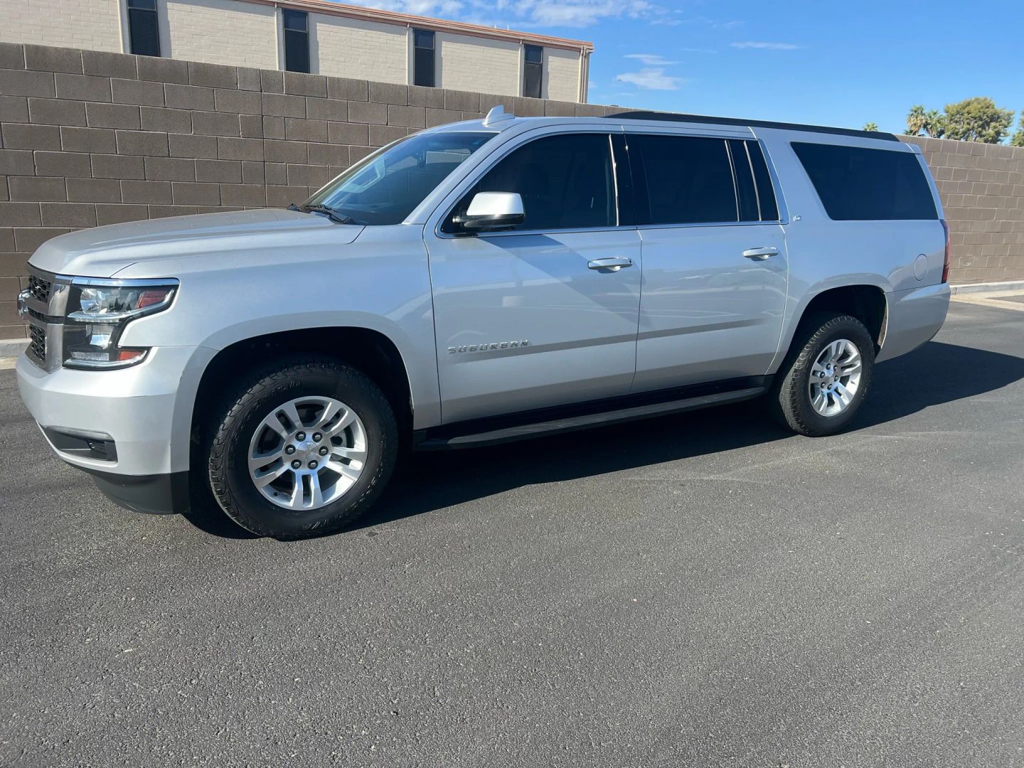 2019 Chevrolet Suburban Shield LT