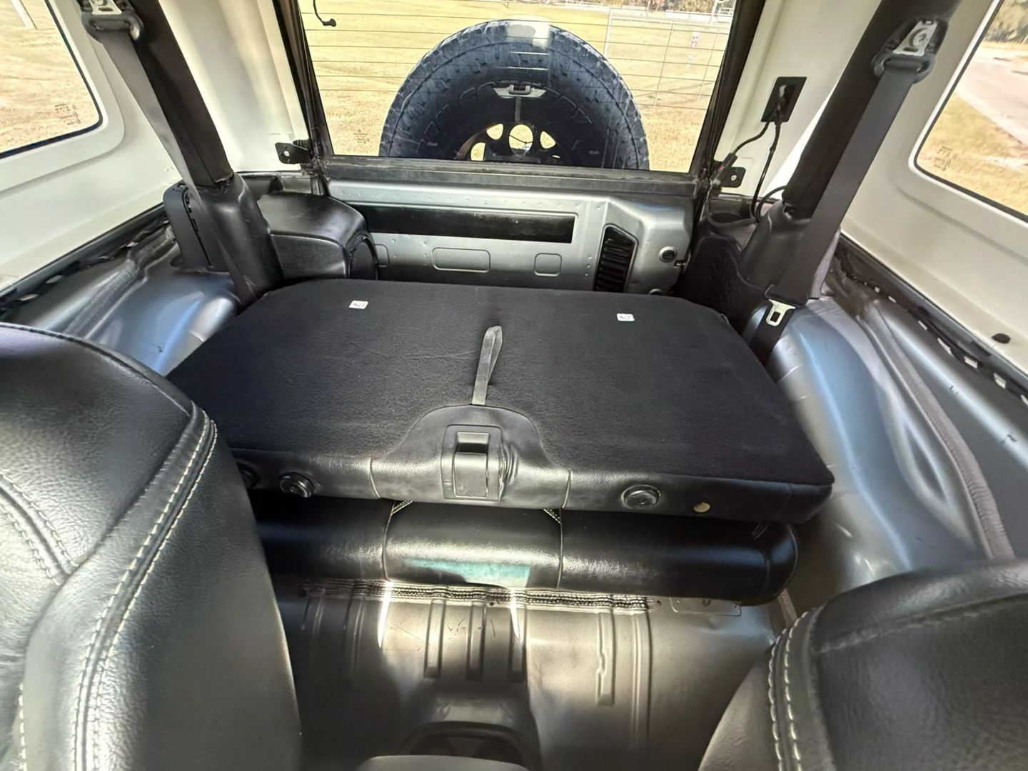 2013 Jeep Wrangler - Image 9