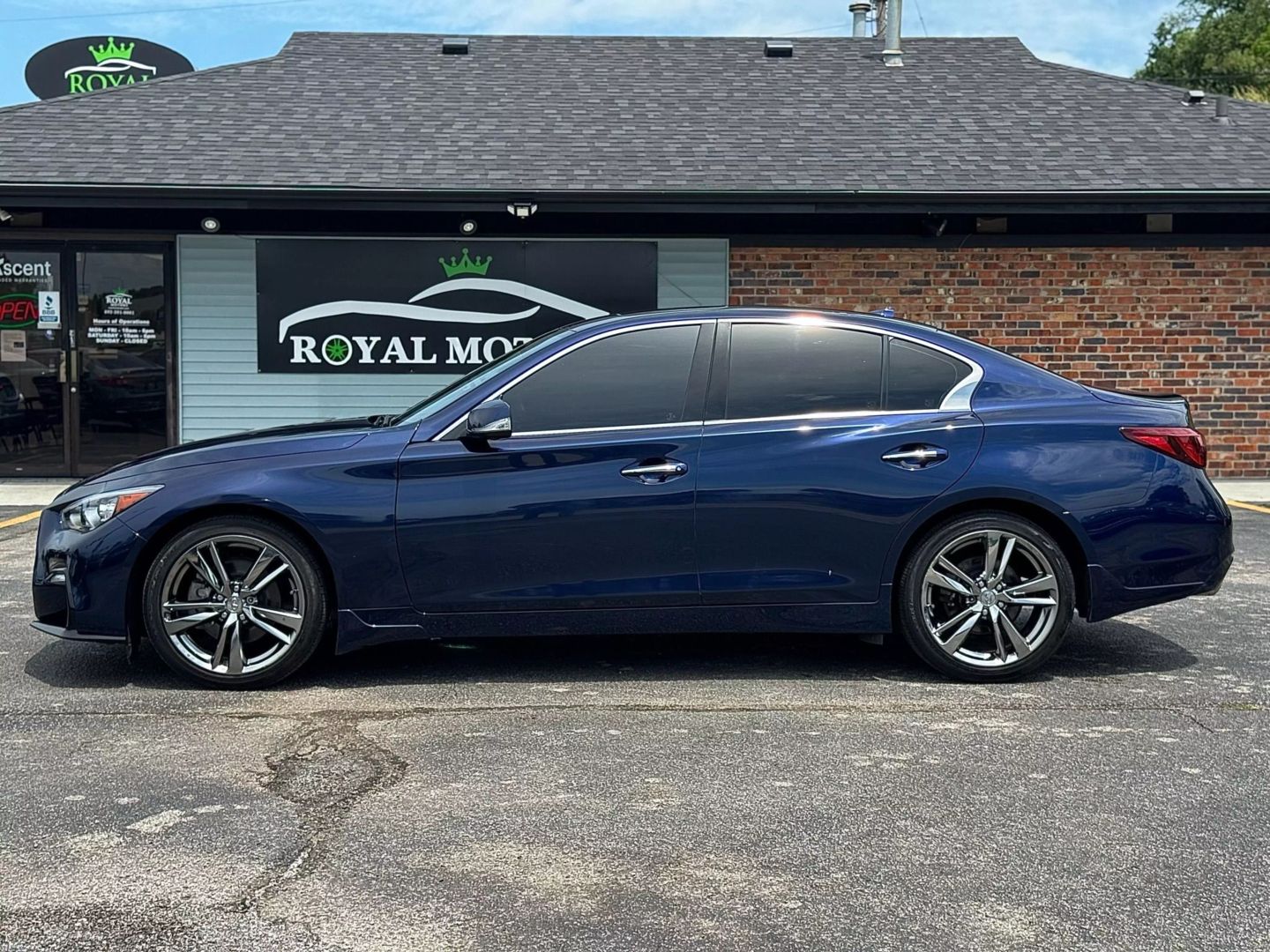 2021 Infiniti Q50 - Image 8