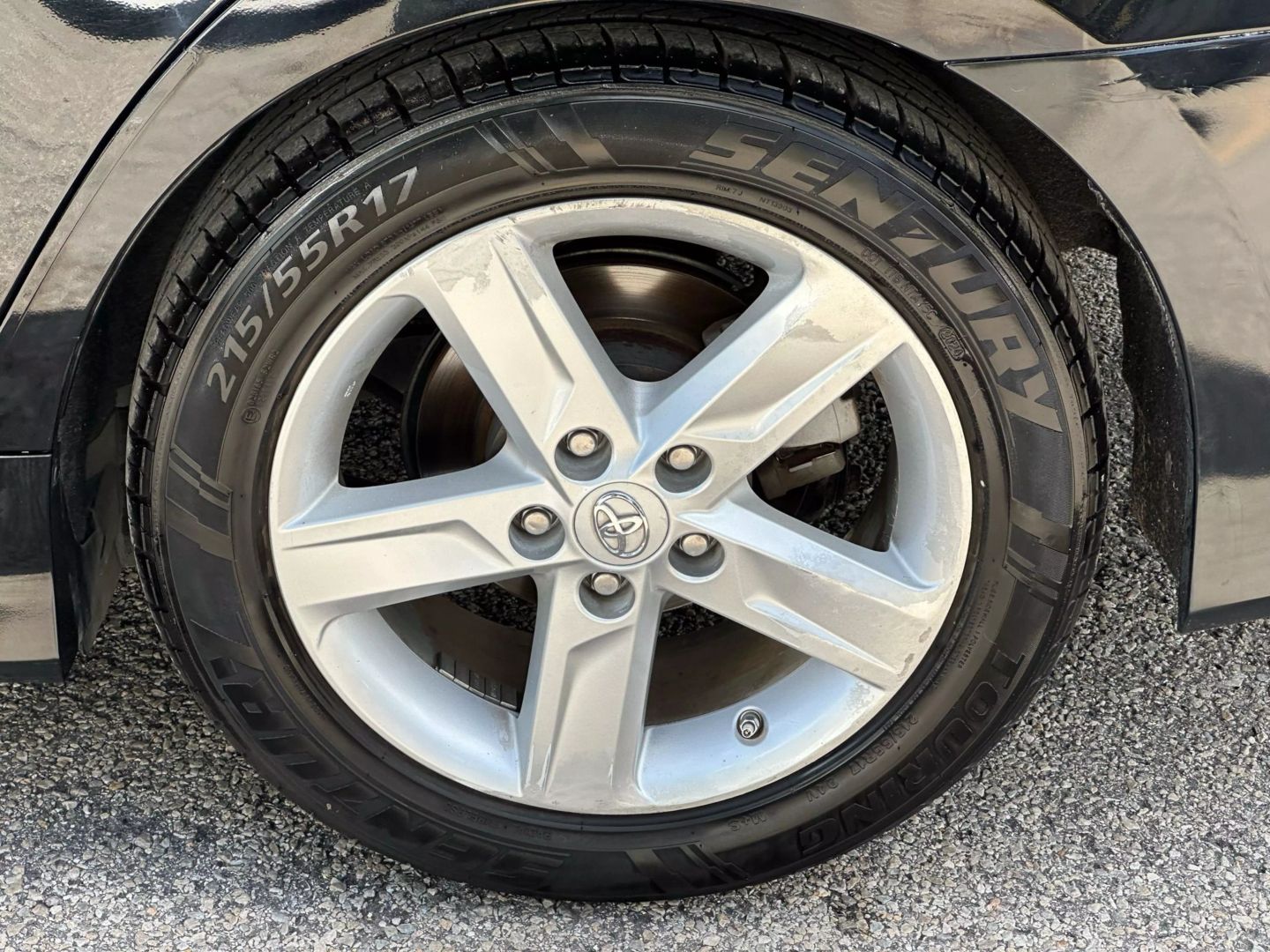 2014 Toyota Camry - Image 39