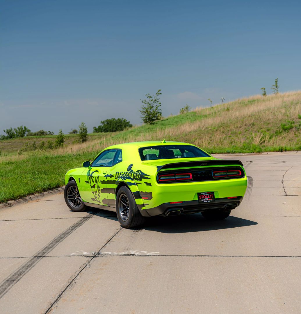 2023 Dodge Challenger - Image 32