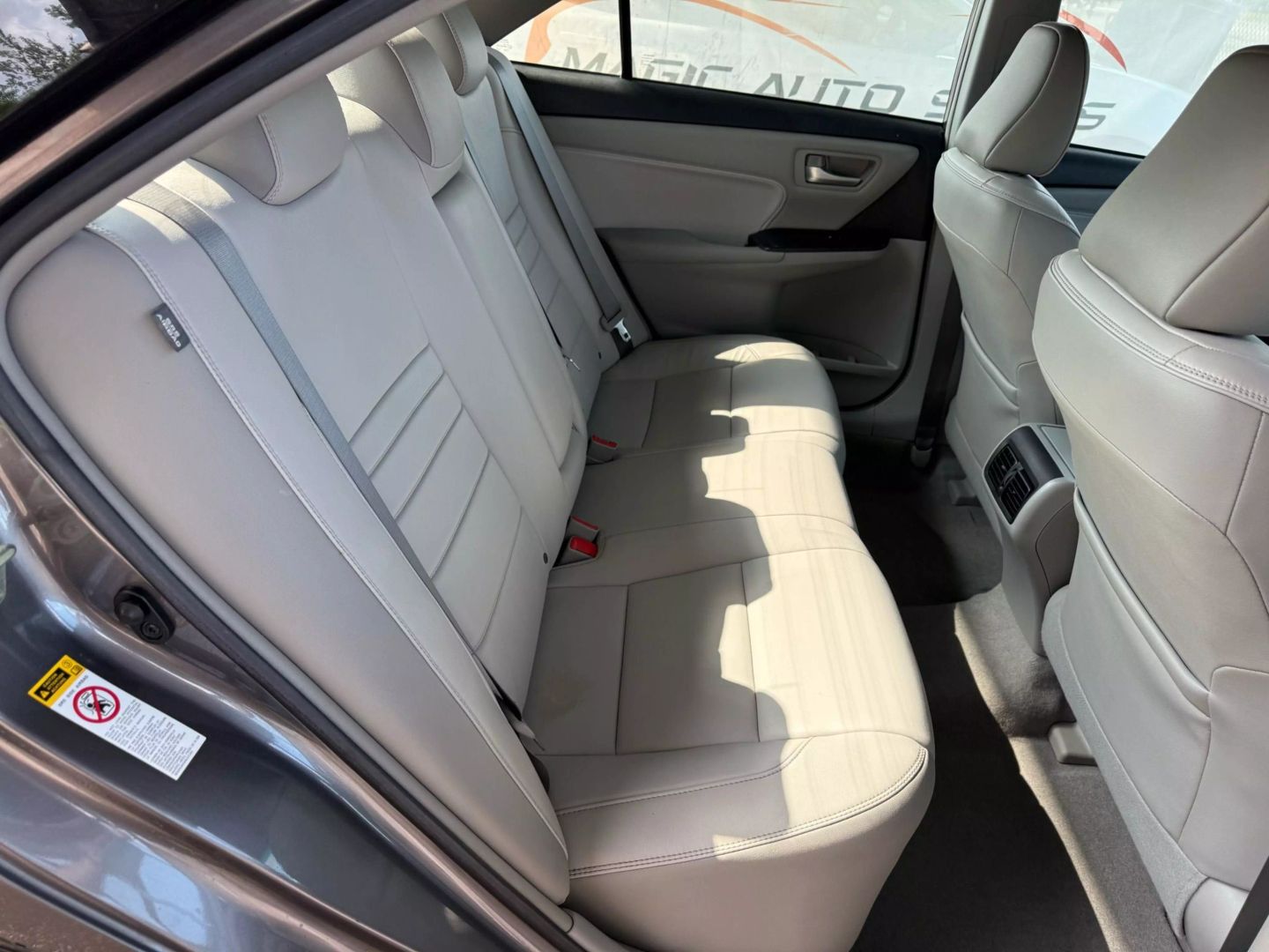 2016 Toyota Camry - Image 22