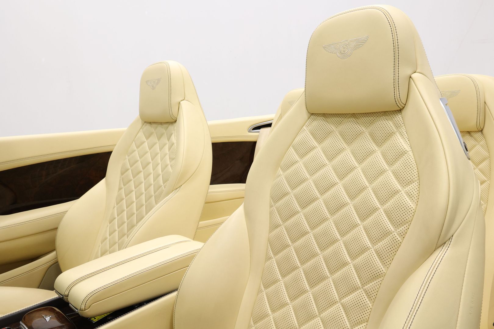 2016 Bentley Continental - Image 19