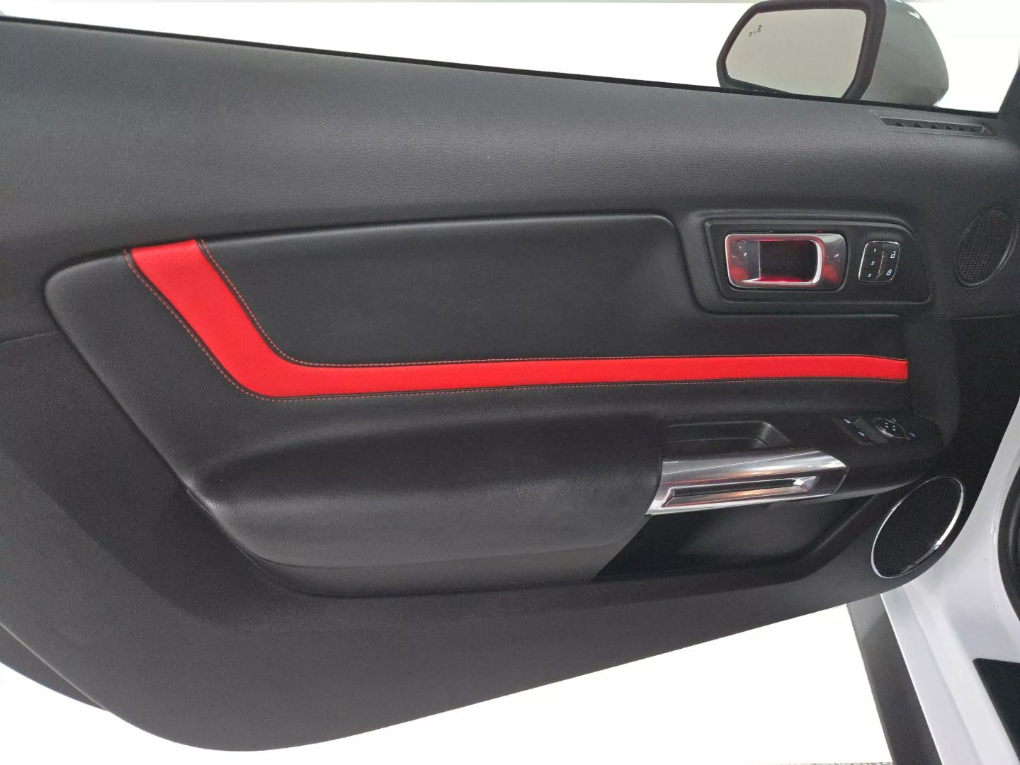 2021 Ford Mustang - Image 19