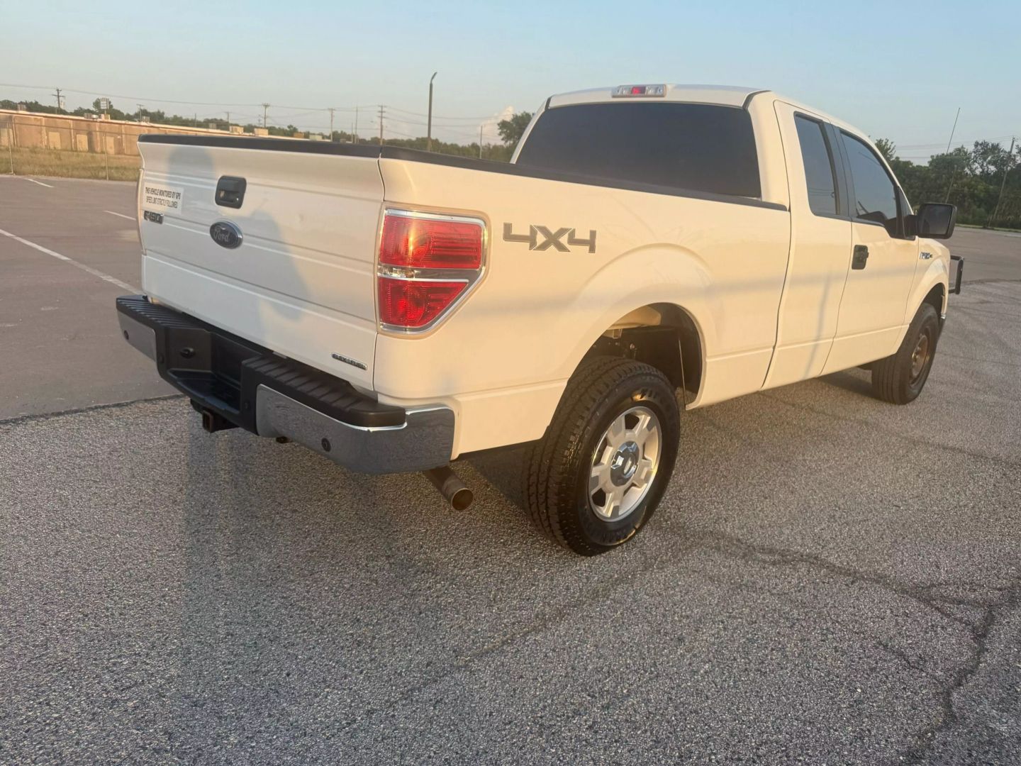 2013 Ford F150 Super Cab - Image 3